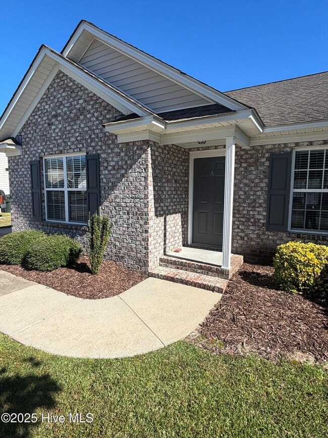 Photo - 2321 Sadler Dr