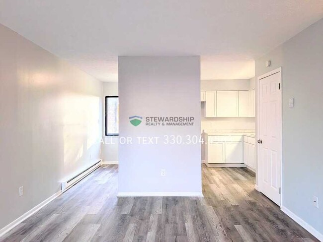 Photo - 311 Engadine Ct Unit D-7