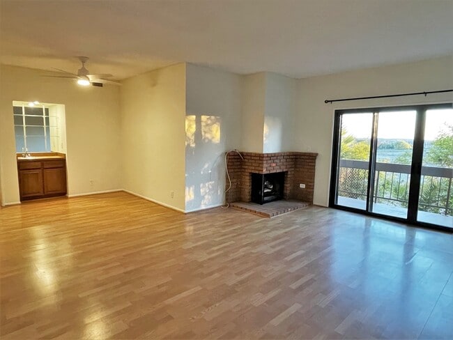 Building Photo - 8180 Manitoba St Unit E140