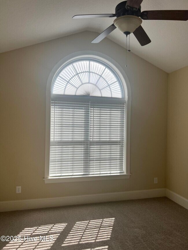 Photo - 1920 Leighton Dr