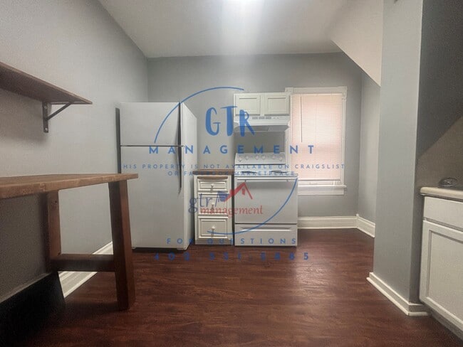 Photo - 3352 T St