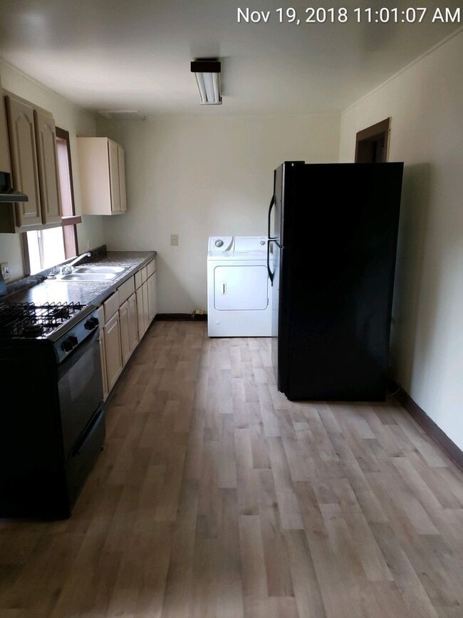 Photo - 3 Bedroom Home with Bonus Room in Lake of the Woods