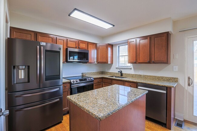 Photo - 14 Luffing Ct Townhome