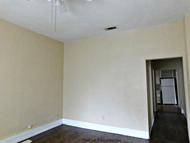 Photo - 4 bedroom 2 bath!!