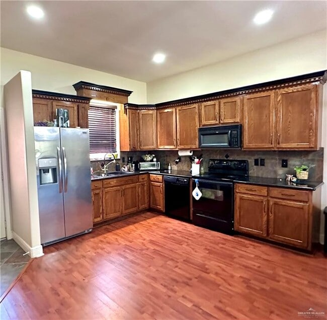 Photo - 18 San Saba St