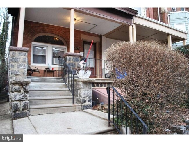 Photo - 5027 Pine St Unit 3RD FL