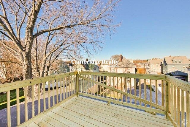 Building Photo - 5 Malvern Ter Unit T Rental