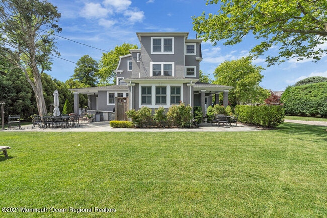 37 Ludlow Ave