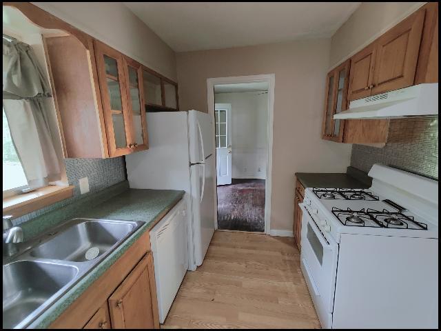 Photo - 20 Glenmere Dr