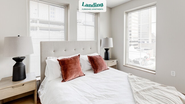 Photo - 190 S High St Unit 140-526.622461