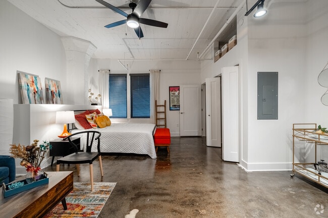 Studio - 556SF - Living Room - Hi Tone Lofts