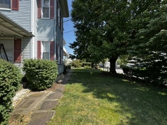 Photo - 243 Old Leacock Rd Unit C