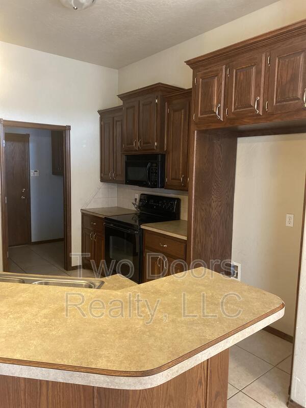 Photo - 617 Allison Ln