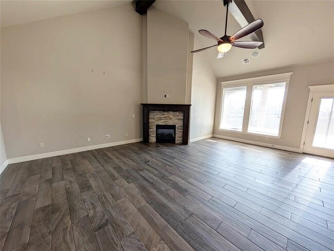 Photo - 17428 Locust Grove Ln