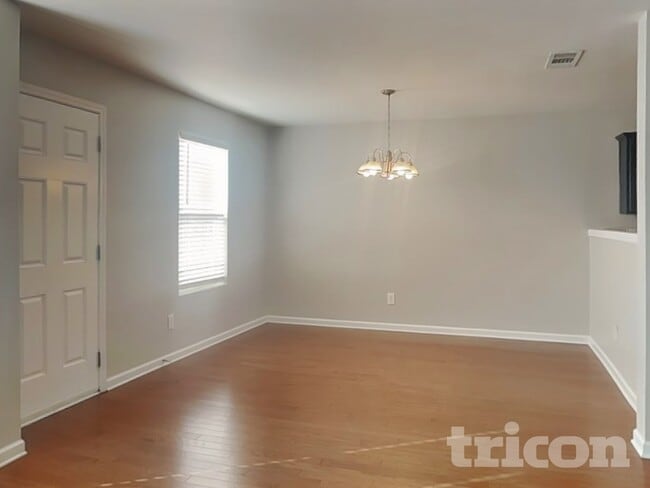 Photo - 1031 Fulman Rd