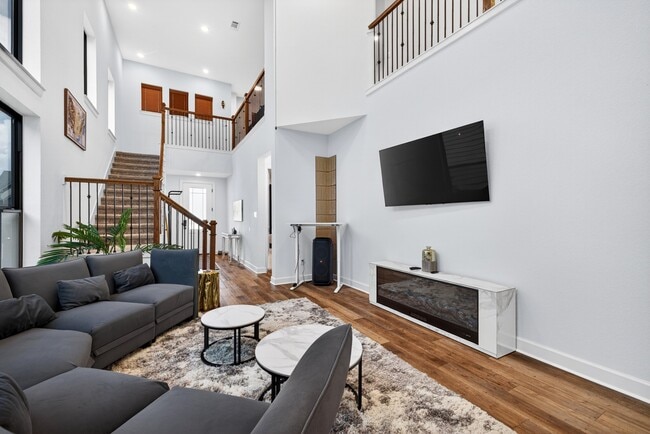 Photo - 1514 Park Path Dr