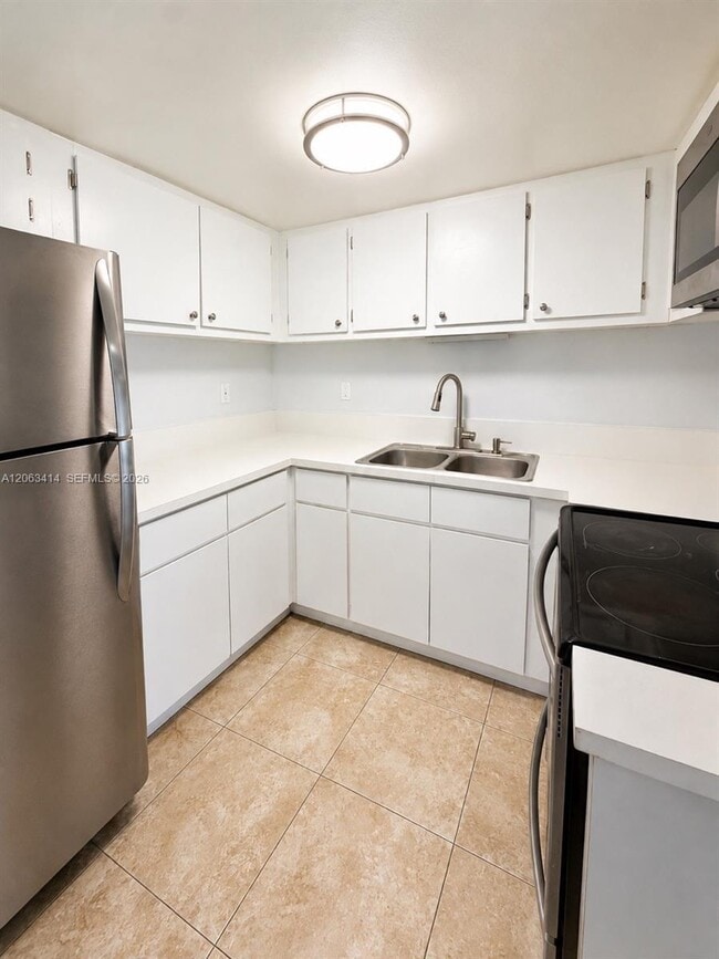 Photo - 5780 SW 61st St Unit 5782