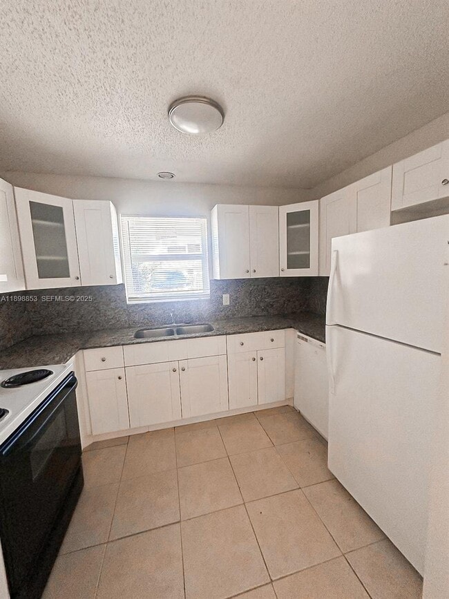 Photo - 3962 Park Ln Unit 3962