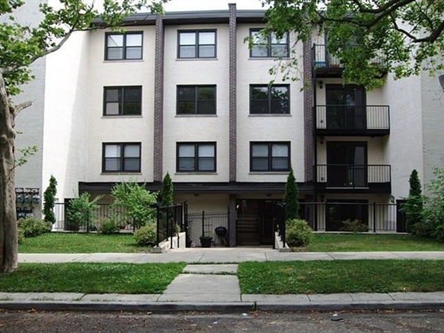 Building Photo - 1711 W Jarvis Ave Unit 207 Rental