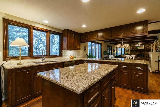 Photo - 845 Hidden Hills Dr