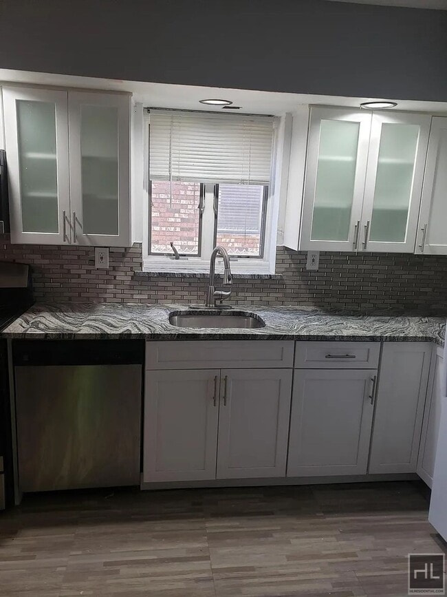 Photo - LITTLEFIELD AVENUE Unit 1