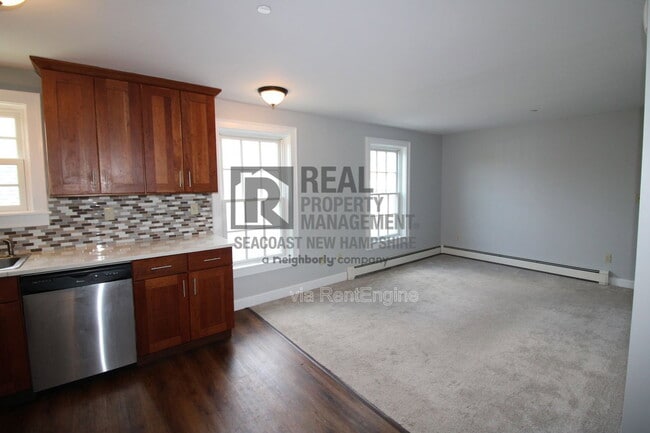 Photo - 55 Hanover St Unit Apt C