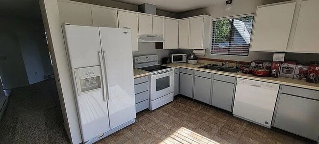 Photo - 622 91st Ave SE