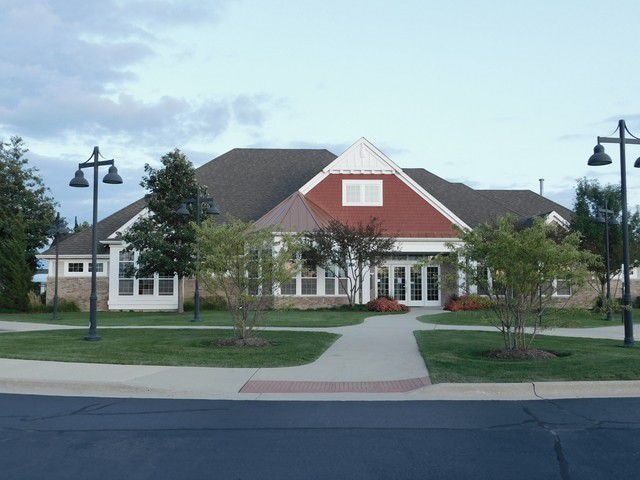 Cllub House - 136 Bertram Dr Unit G