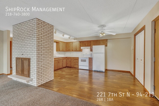 Photo - 221 7th St N Unidad 94-219