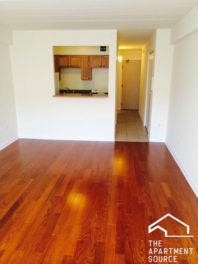 6821 N Sheridan Rd Unit 505