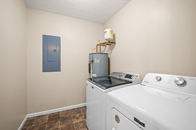 Photo - 34 Private Road 15