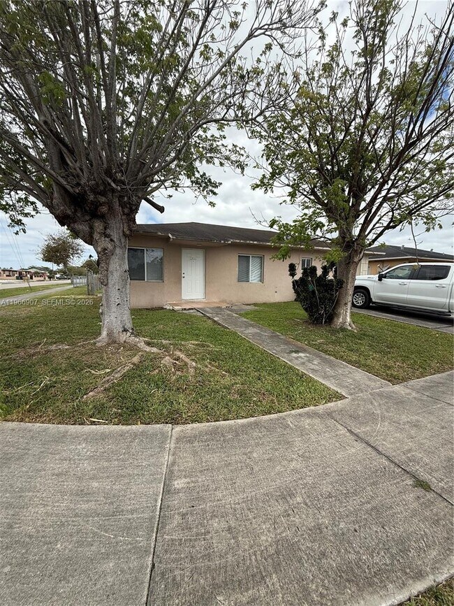 Photo - 1205 NW 7th Ave