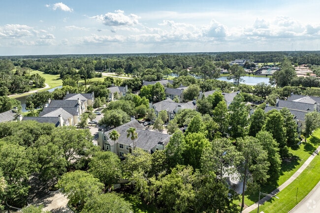 Photo - Windsor Pointe at Windsor Parke