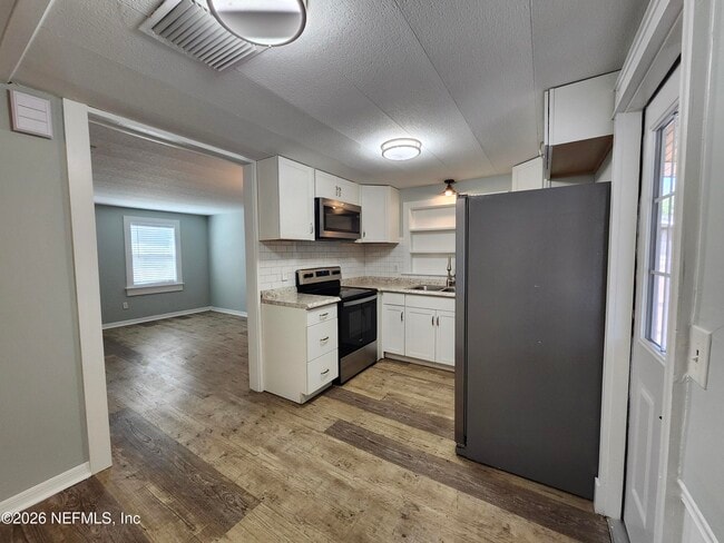 Photo - 126 Phoenetia Dr