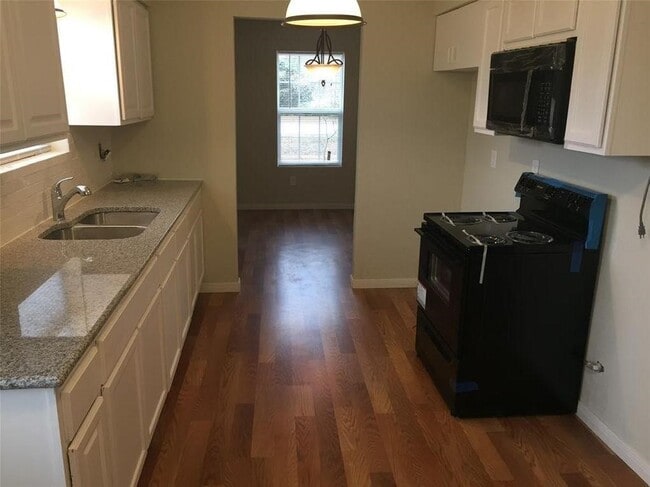 Photo - 1401 Paul St