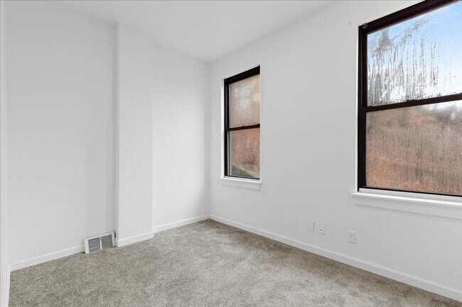 Photo - 1914-1918 B Street Unit 1914