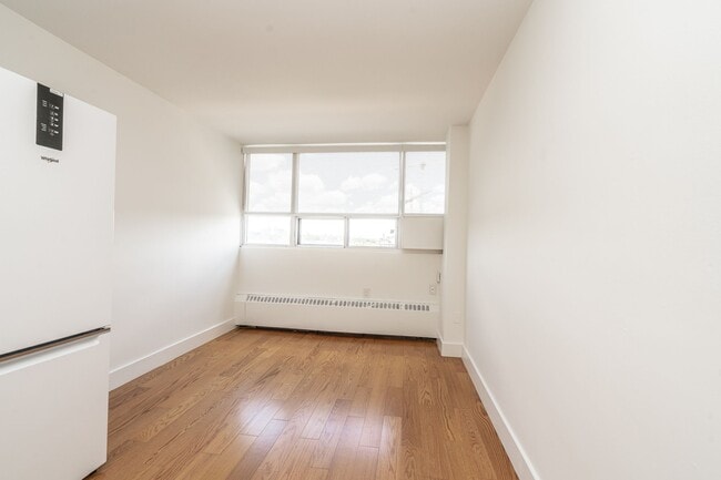 Photo - 730 St Clarens Ave Unit 616