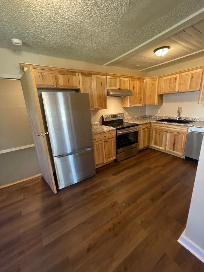 Photo - 1134 Birchmont Dr NE Unit A