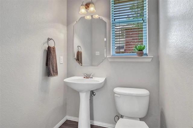 Photo - 1601 Long Prairie Ct
