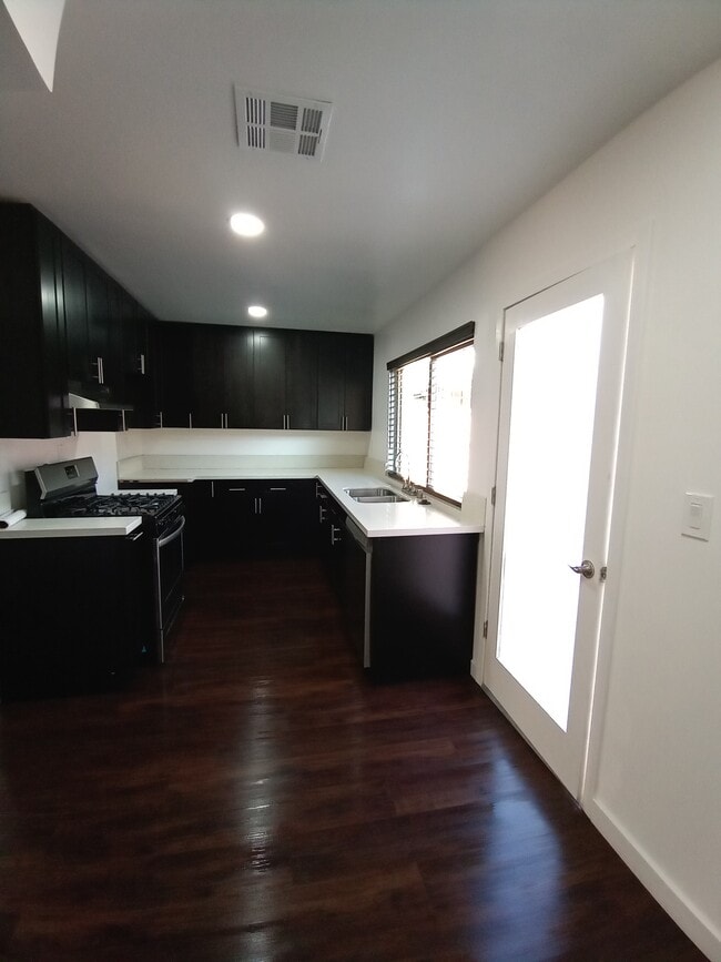 Photo - Tobias Villas