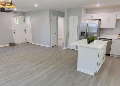 Photo - 28 W Airview Dr