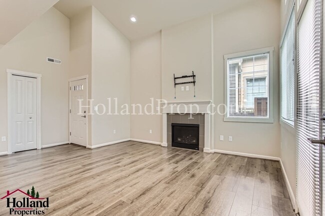Photo - Charming 3-Bedroom Townhome in Prime Hills...