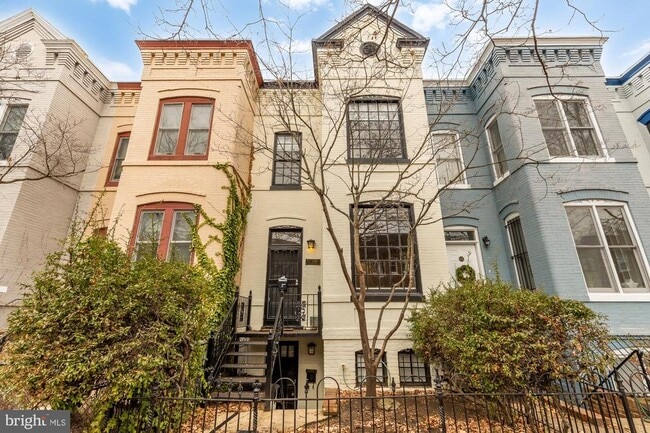 Photo - 650 E St NE Unit BASEMENT