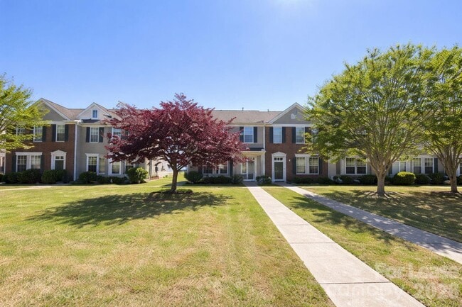 Photo - 9538 Inglenook Ln