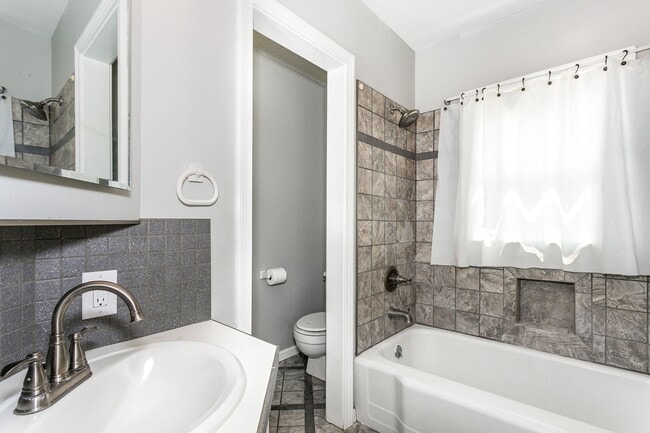 Photo - Darling East Side Duplex