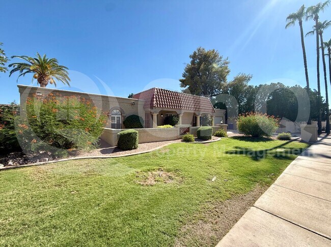 Photo - 1915 E Buena Vista Dr
