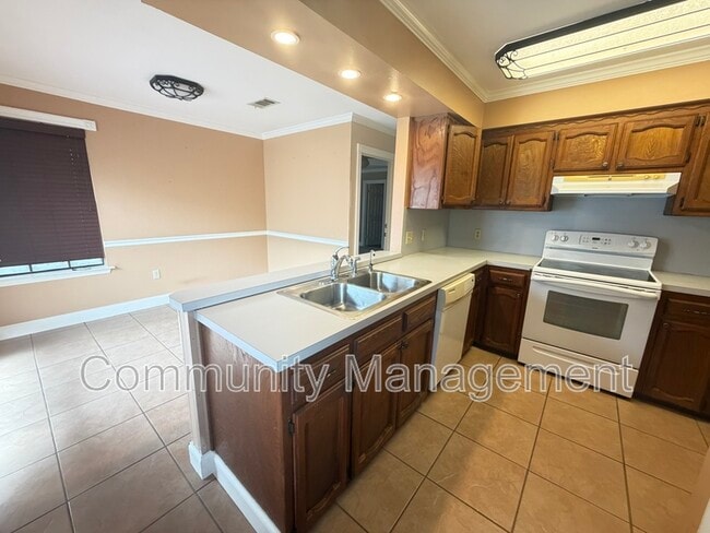 Building Photo - 5140 W Hunters Chapel Ct