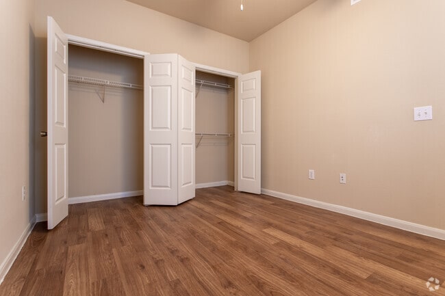 lakeside pointe apartments for rent in pearland tx forrent com