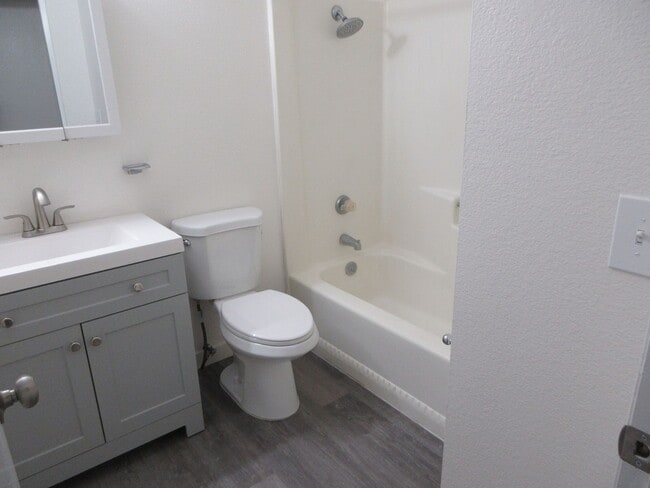 Photo - Beautiful 3b 2ba