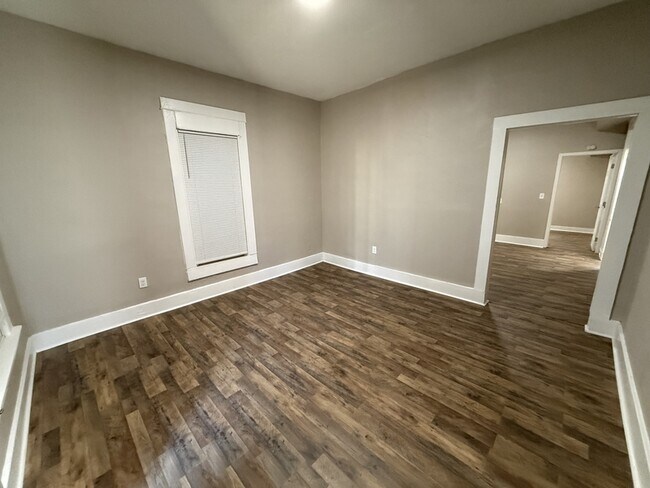 Photo - 741 E Trigg Ave